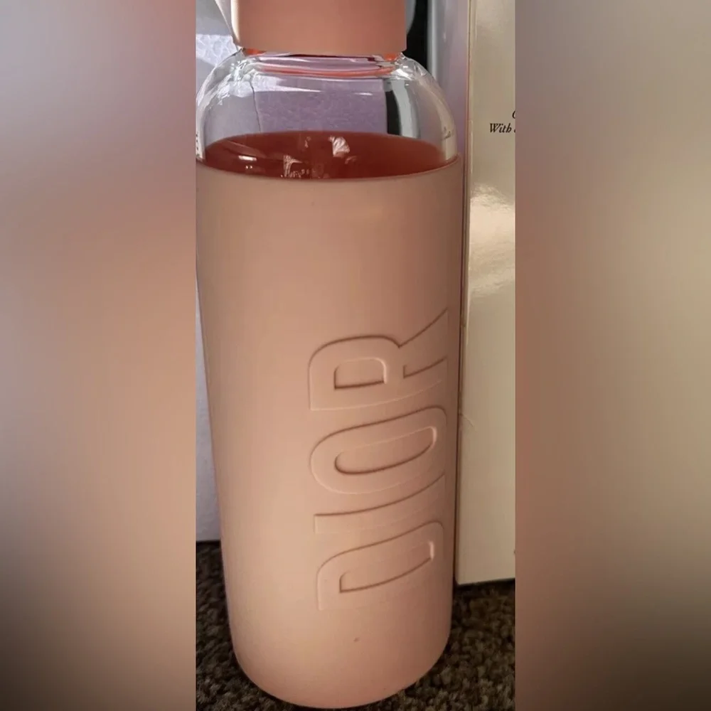 Dior Glass Water Bottle with Pink Silicone Cover - Picture 5 of 6